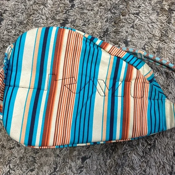 KAVU Striped Sling Bag - Picture 8 of 9